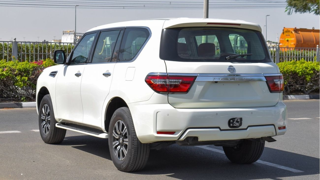 نيسان باترول SE with 2022 body kit