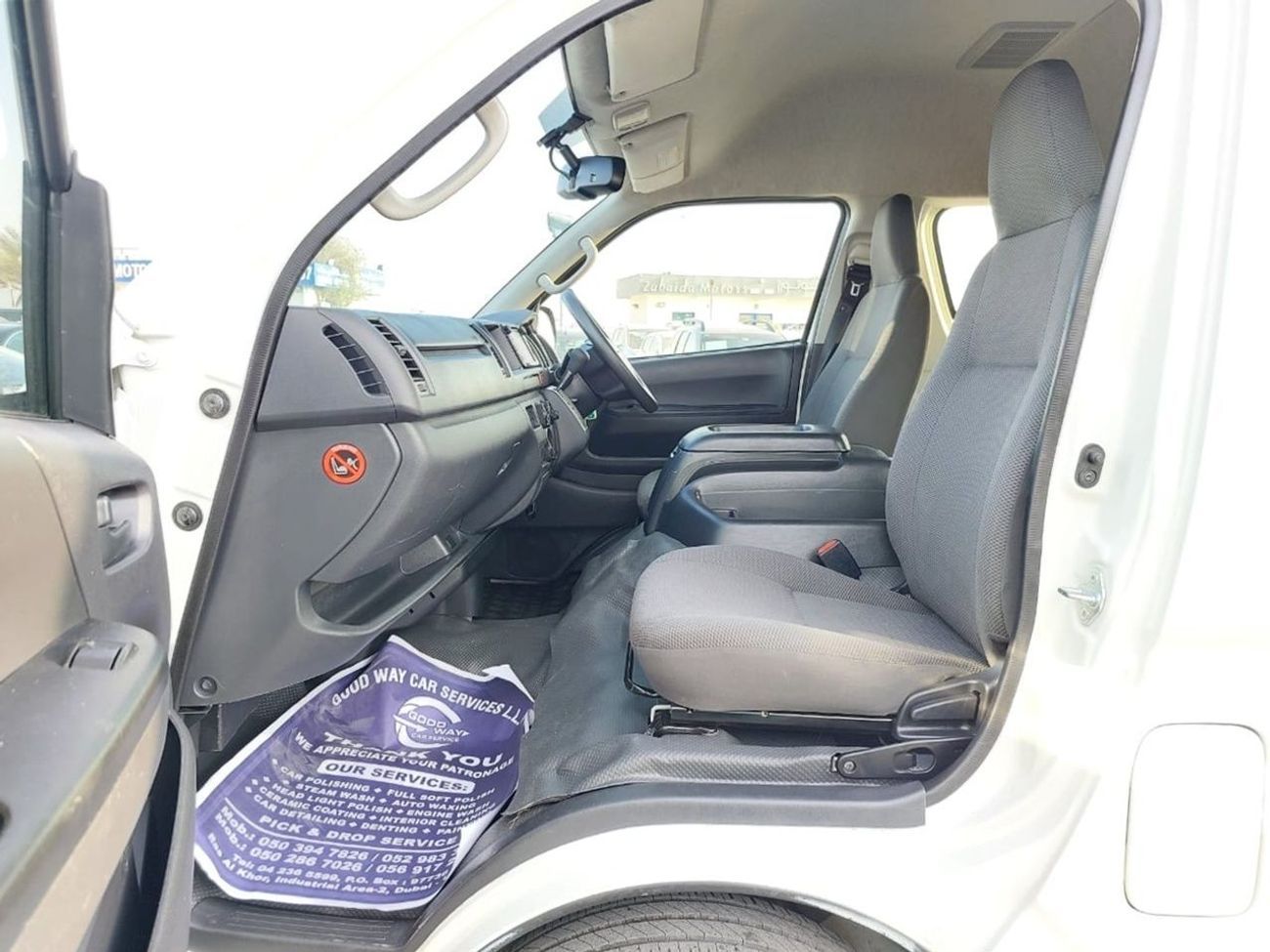 تويوتا هاياس TOYOTA HIACE COMMUTER VAN RHD 2019 MODEL 3.0 L DIESEL AUTOMATIC(PM39520)