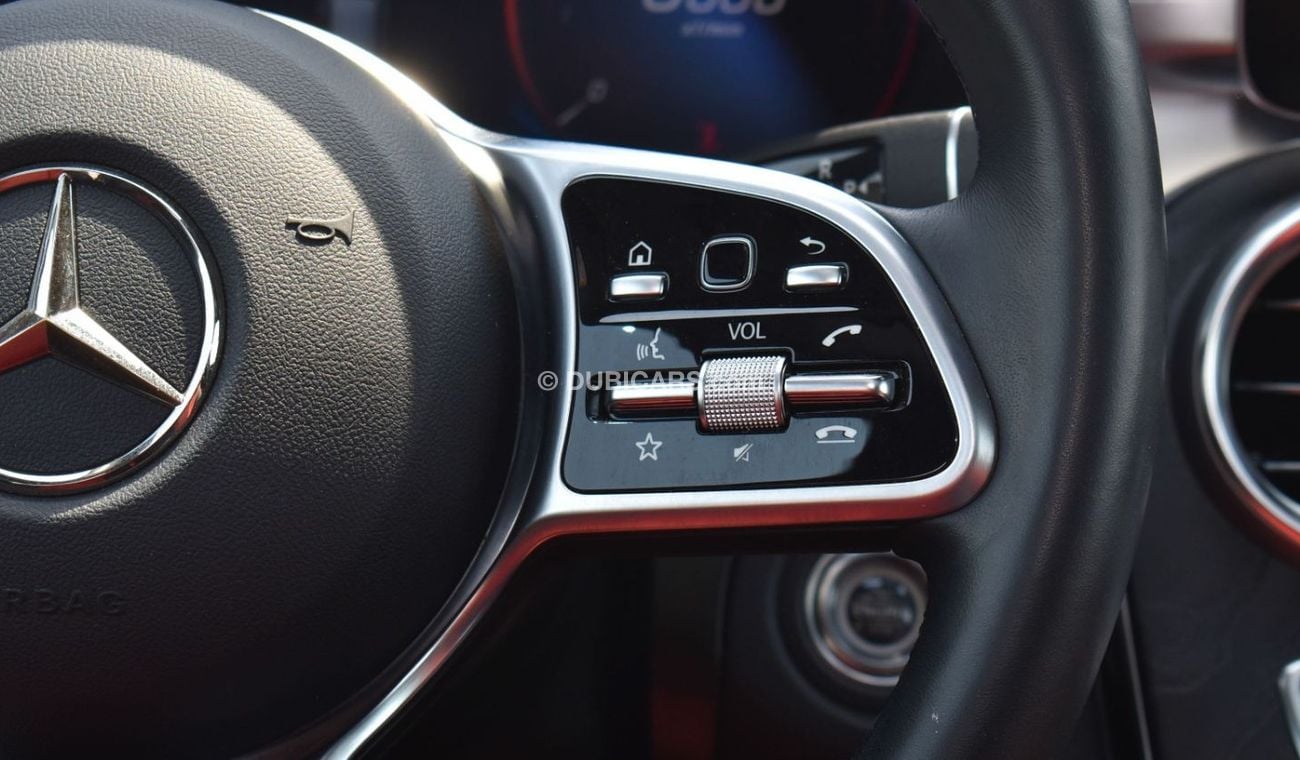 مرسيدس بنز GLC 300 4MATIC