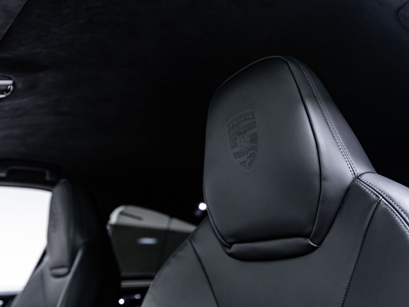 بورش كايان GTS Coupe