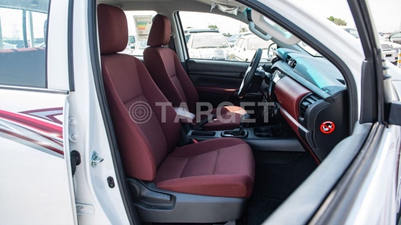 Toyota Hilux HILUX 2.4L AT 4WD DIESEL