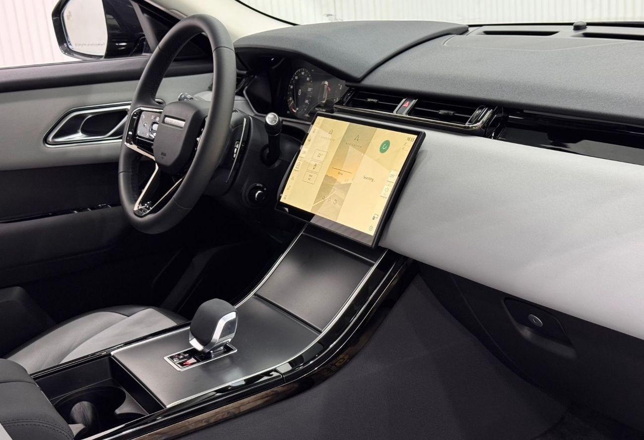 Land Rover Range Rover Velar 2025 Range Rover Velar SE Dynamic P250, 5 Years Agency Warranty + Service Package, Brand New, GCC