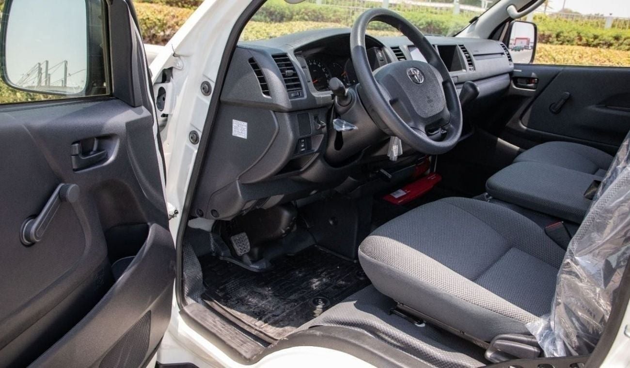 Toyota Hiace High Roof Van-Cargo.2.7L. 3years Warranty. GCC. Local Registration + 10%