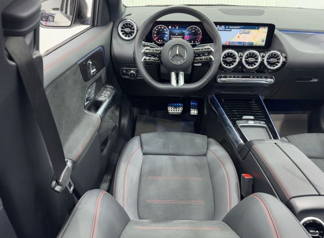 مرسيدس بنز GLA 200 Premium 1.3L 2024 Mercedes Benz GLA200 AMG, June 2029 Mercedes Warranty, Full Mercedes Service Histo