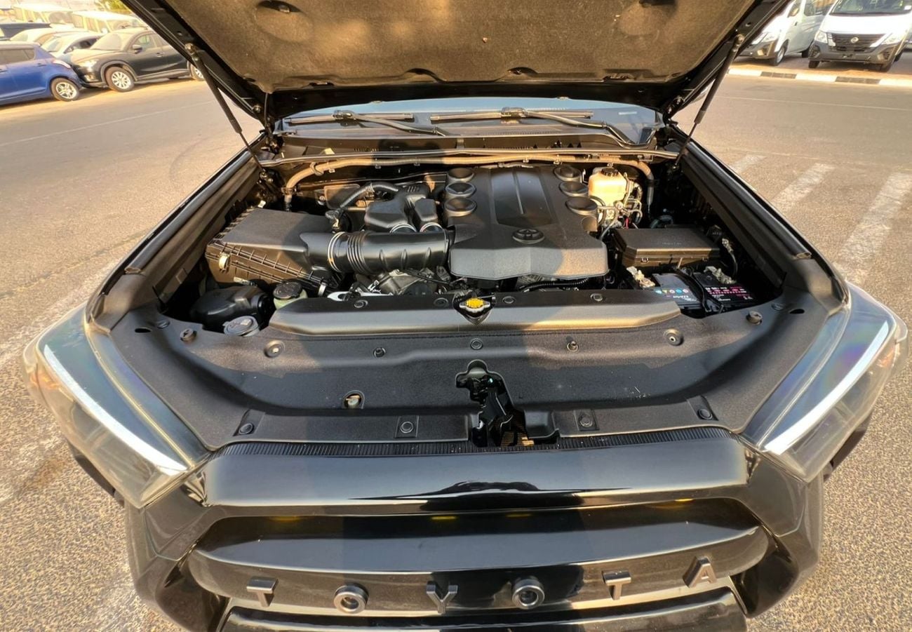 تويوتا Runner4 2015 Toyota 4Runner SR5 Premium - Rear CAM & Leather Seat - Sunroof - 7 Seater - V6 4.0L -