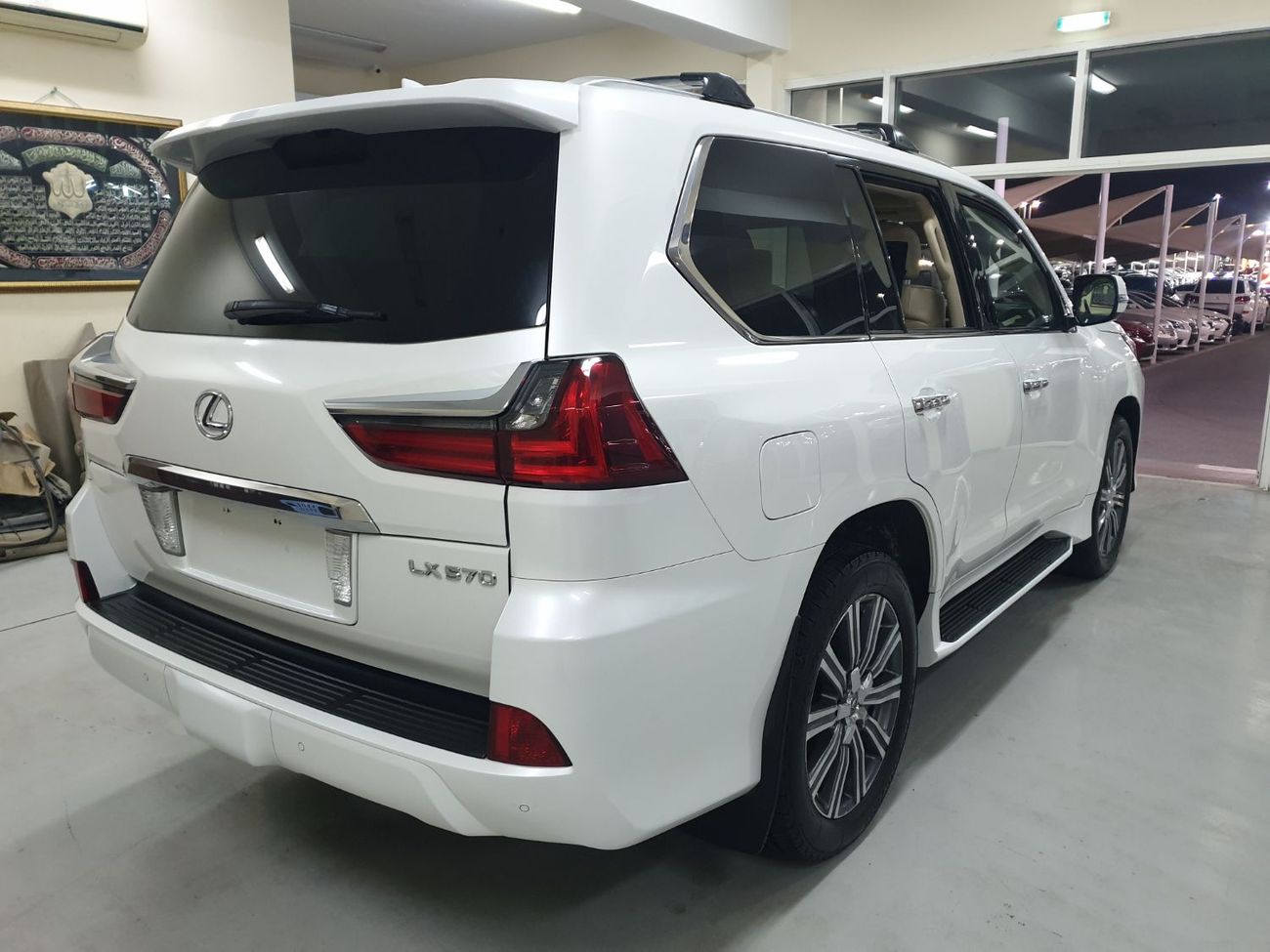لكزس LX 570 Platinum 5.7L