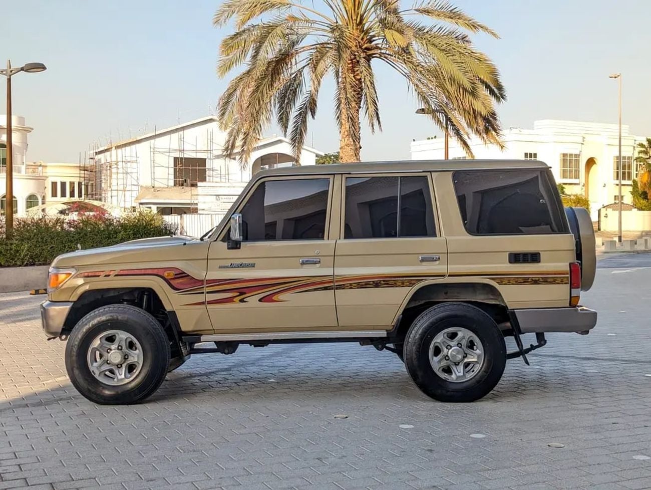 تويوتا لاند كروزر 70 LAND CRUISER 76 SERIES DIESEL GCC IN EXCELLENT CONDITION