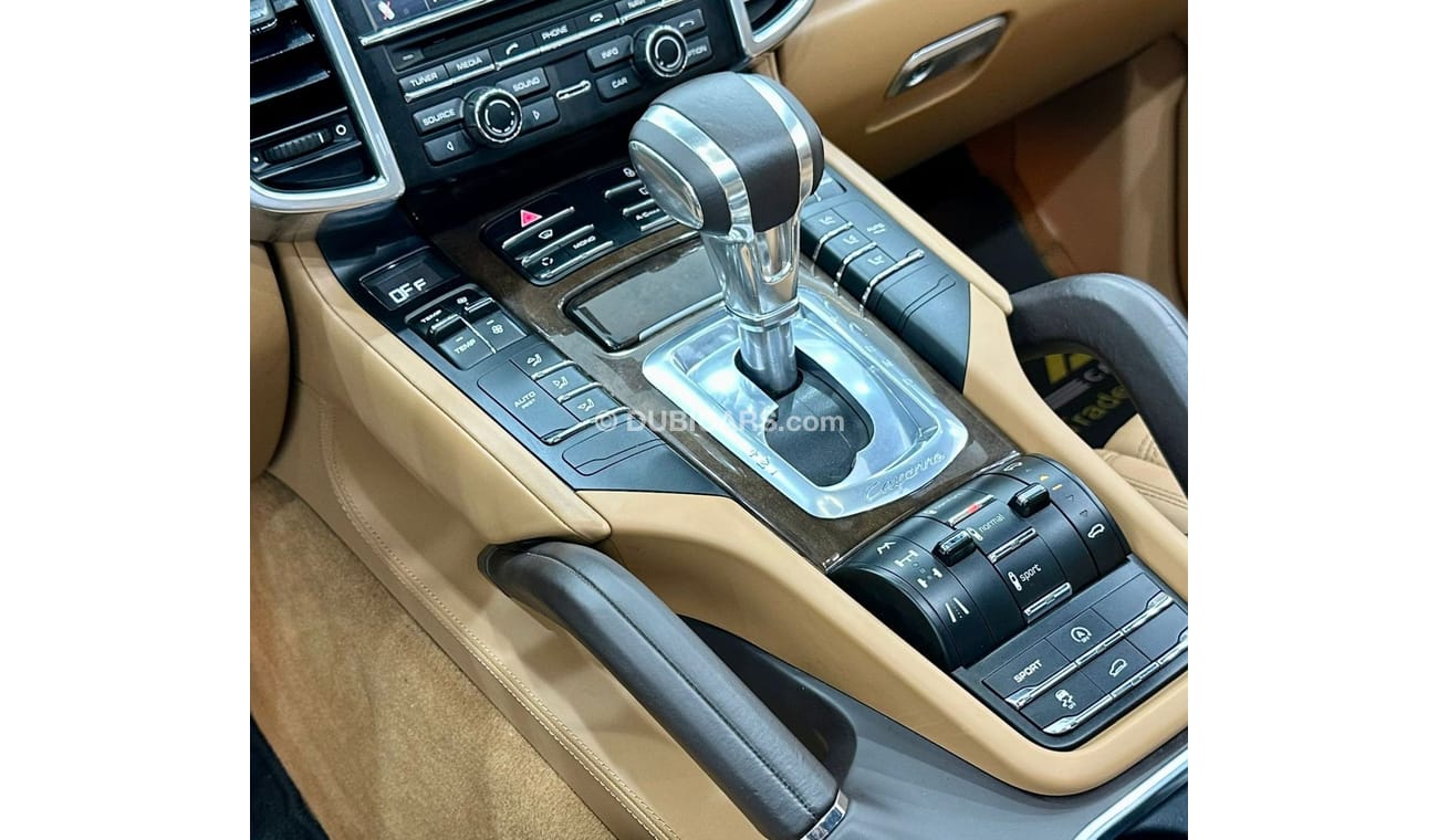 Porsche Cayenne 2013 Porsche Cayenne GTS, Service History, Low Kms, GCC