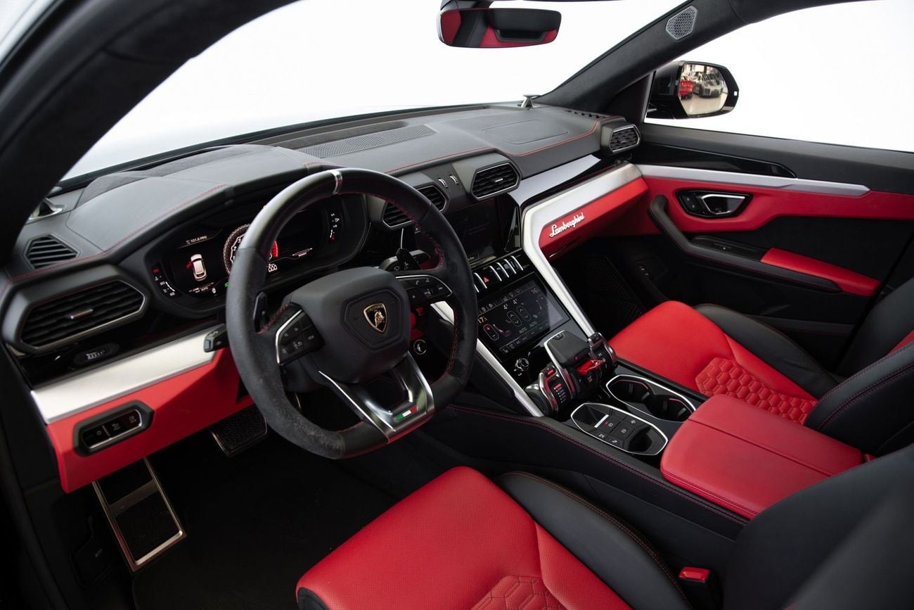 Lamborghini Urus STD