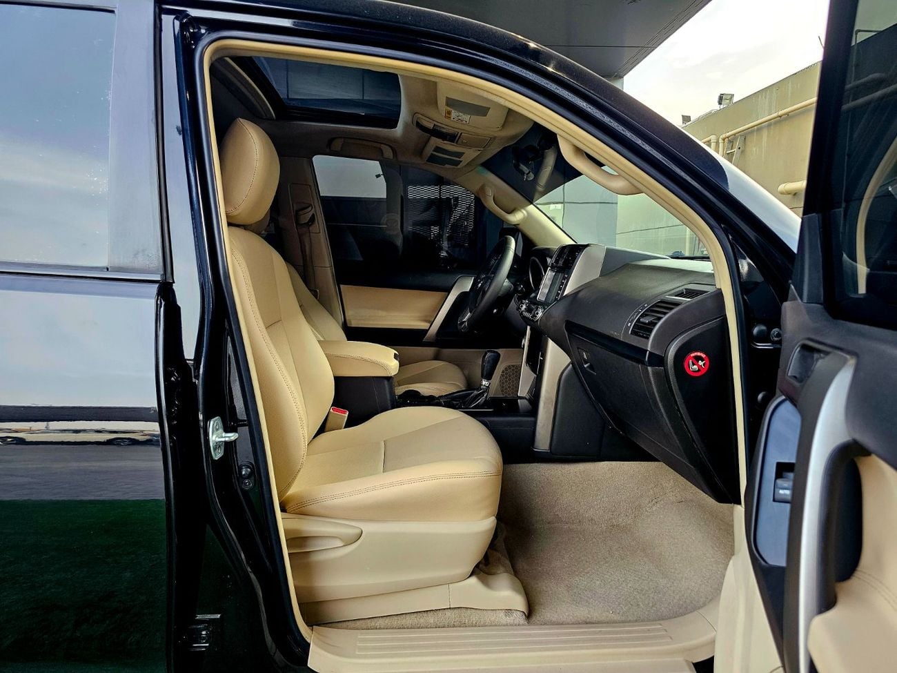Toyota Prado TX-L PRADO TXL / NEW SHAPE / SUNROOF LEATHER / ORIGINAL BLACK COLOR