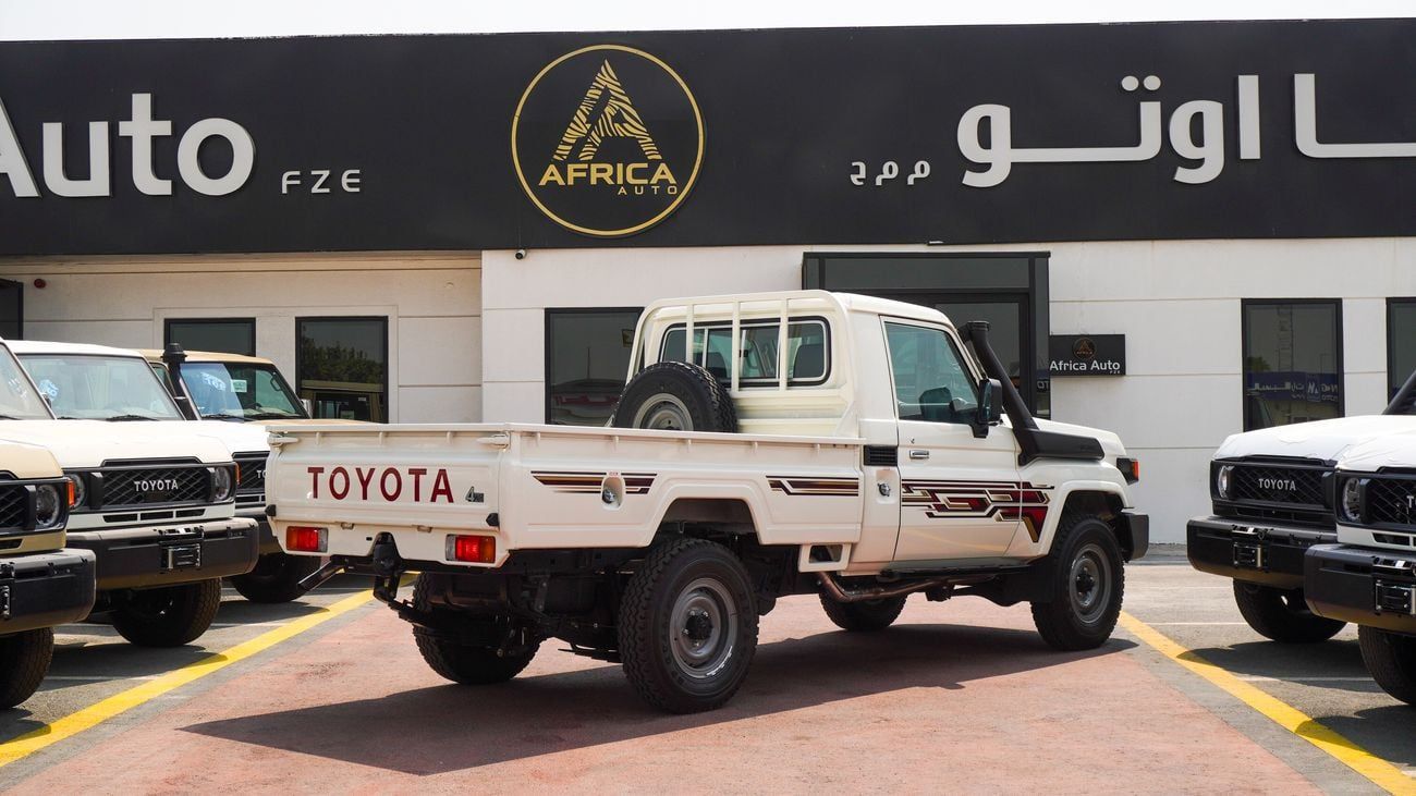 Toyota Land Cruiser Pick Up 4.2L Diesel Single Cabin M/T