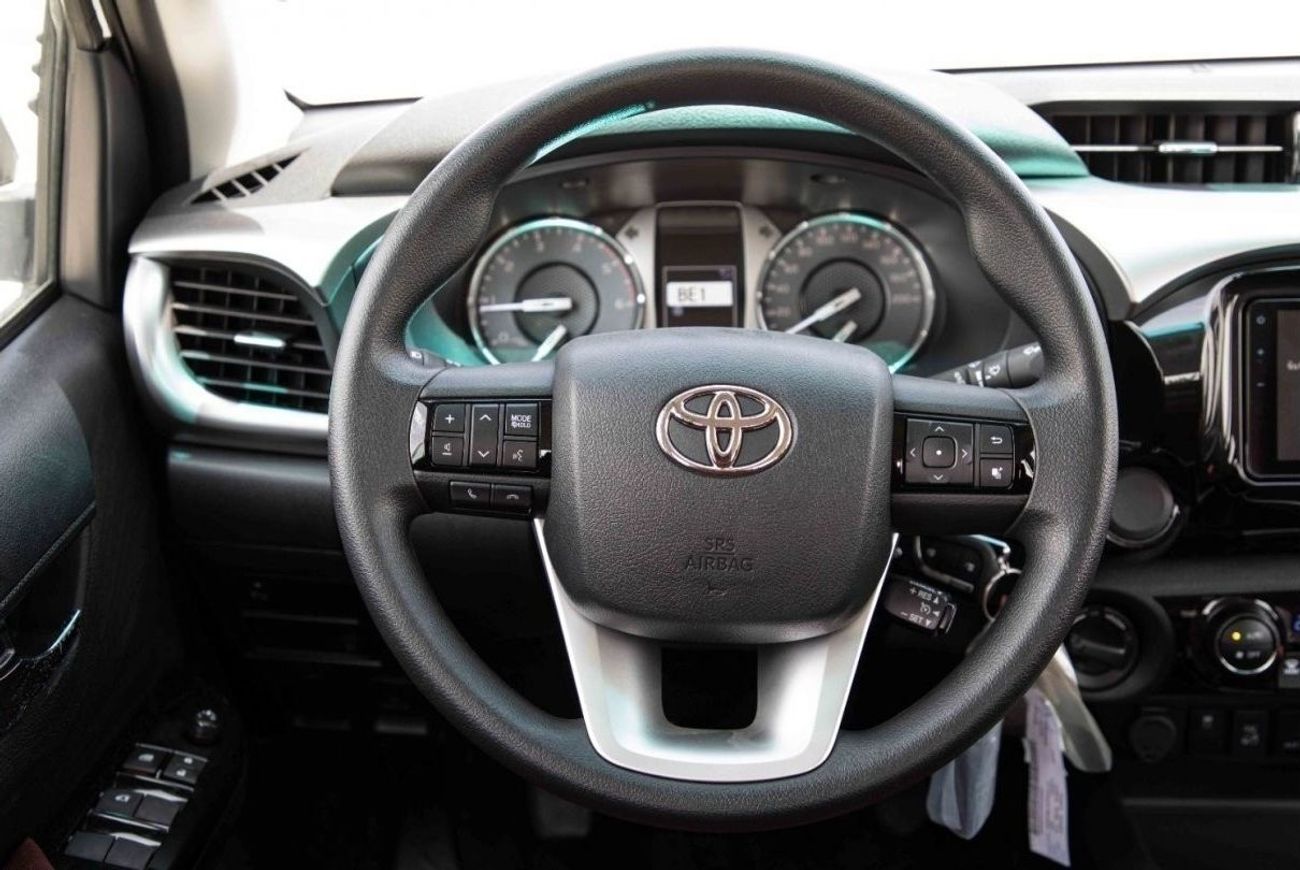 Toyota Hilux 2024 Toyota Hilux 4x4 DC 2.8 SR5 - Super White inside Maroon | Export Only