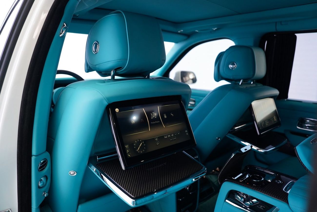 Rolls-Royce Cullinan Rolls Royce Cullinan Mansory