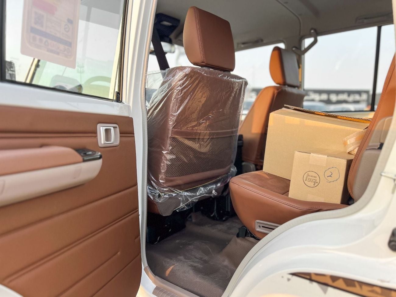 تويوتا لاند كروزر بيك آب 2026 Toyota Land Cruiser LC79 Double Cab LX-Z AT تويوتا لاند كروزر LC79 موديل 2026، كابينة مزدوجة LX-Z، ناقل حركة أوتوماتيكي - للتصدير فقط