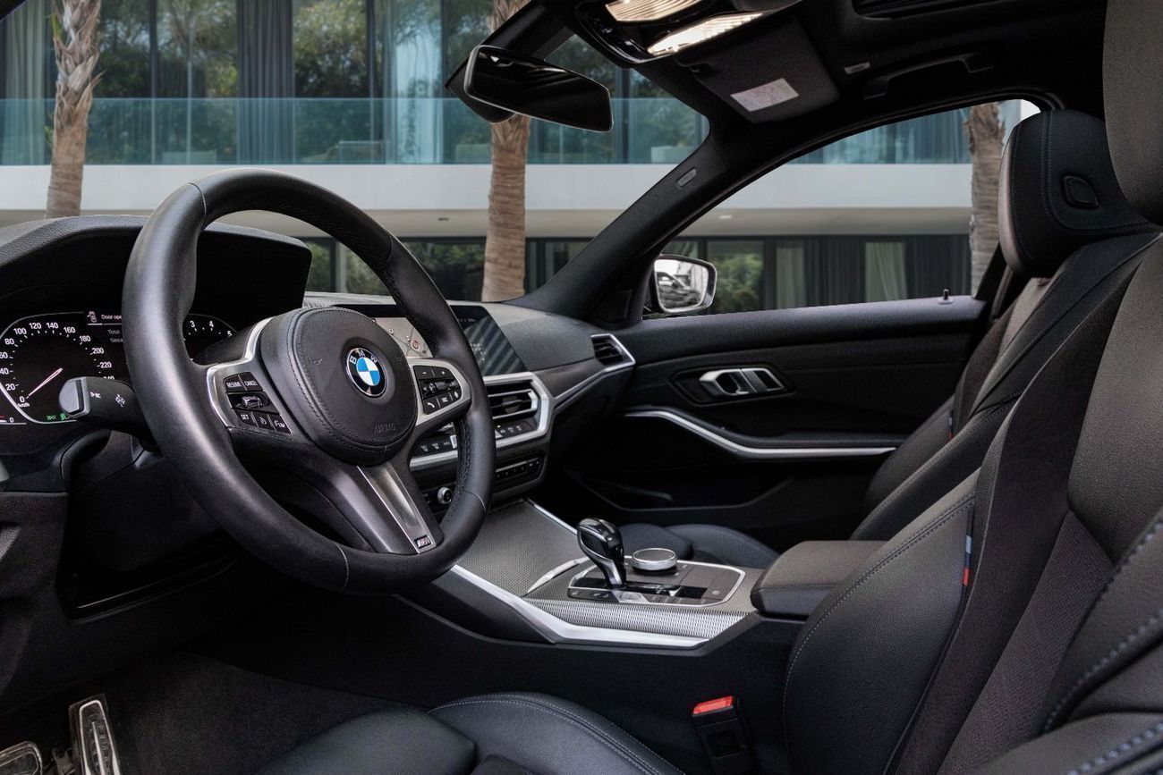 بي أم دبليو 330i 330i M-Kit | 2,350  P.M  | 0% Downpayment | Immaculate Condition!