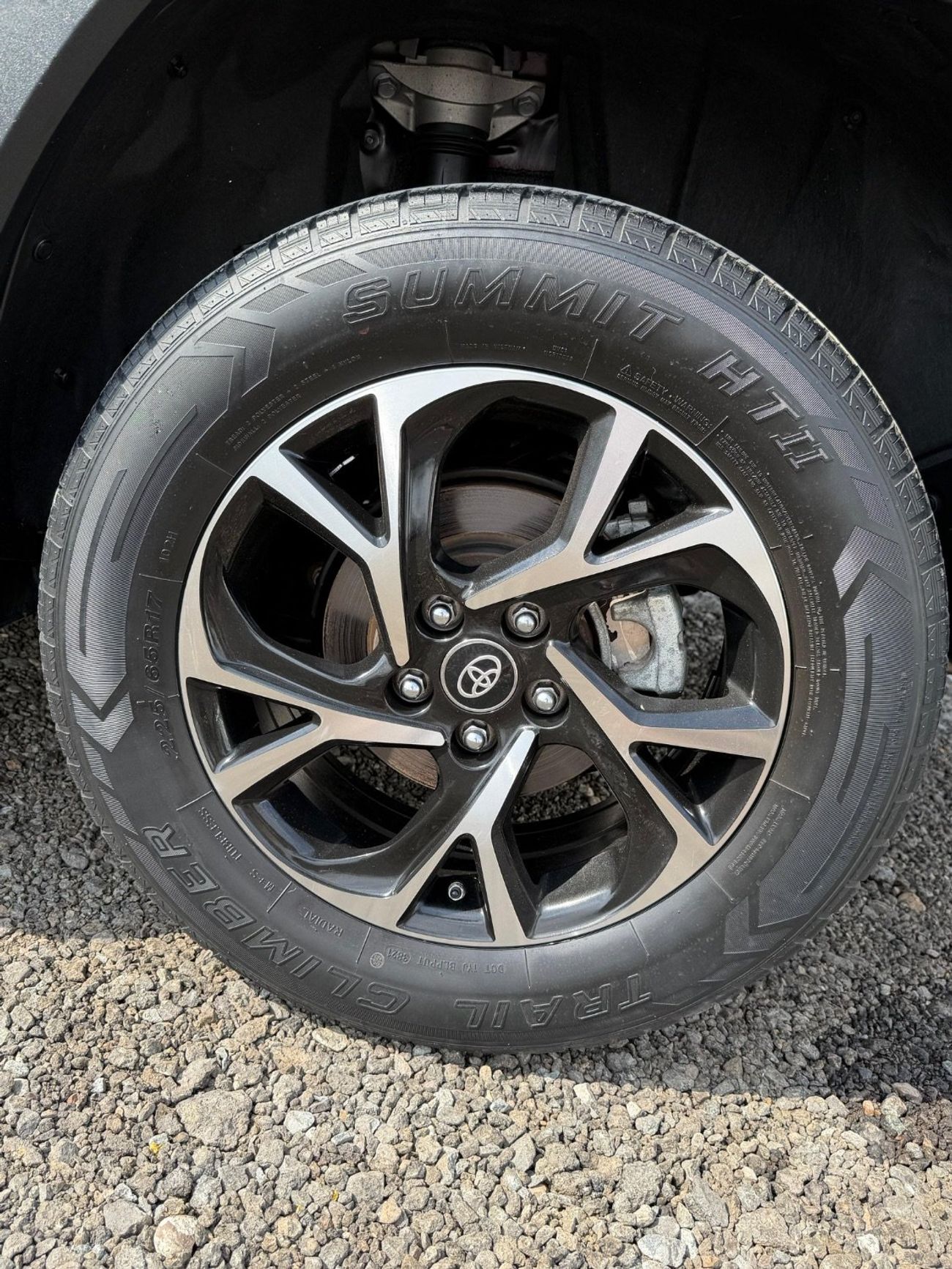 تويوتا راف ٤ 2023 ADVENTURE KIT AWD 2.5 CANADA SPEC