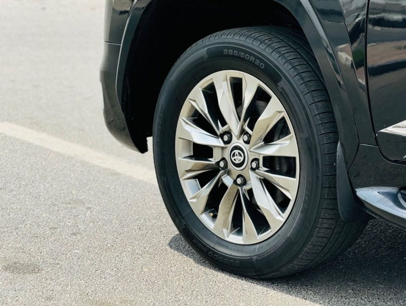 Toyota Land Cruiser Land Cruiser Gxr full option left hand drive