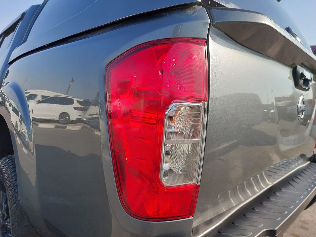 Nissan Navara (RAMADAN OFFER) NISSAN NAVARA PICK UP RHD 2018 MODEL 2.3 L DIESEL AUTOMATIC(PM44576)