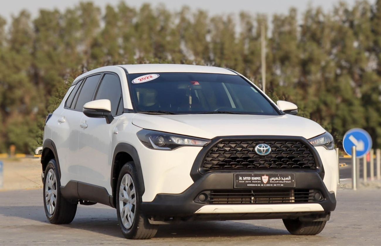 تويوتا كورولا كروس 1.8L XL (HEV) Toyota Corolla Cross Hybrid 1.8L 2022 GCC Original Paint Accident Free, excellent cond