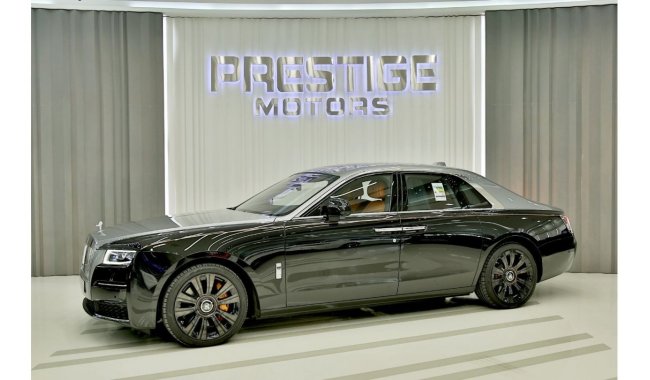 Rolls-Royce Ghost Two tone Color Crystal Spirit of Ecstasy black wheels Local Registration +10%