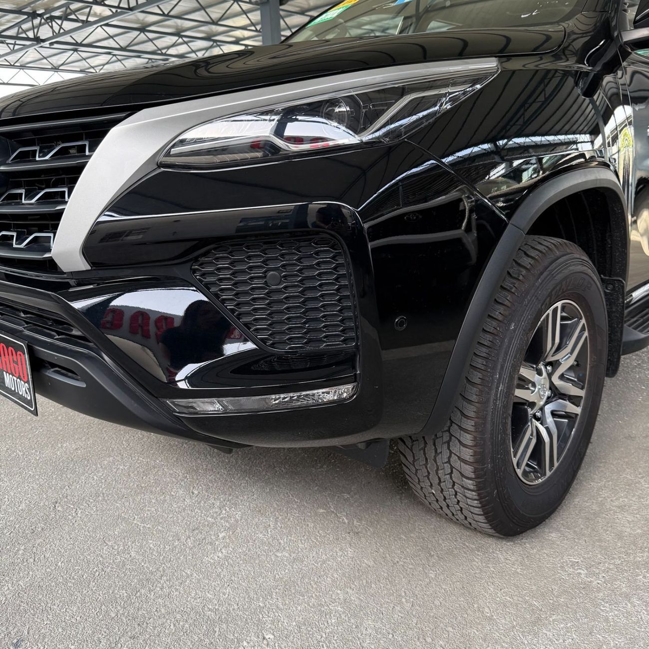 Toyota Fortuner 2.7 4X4 AUTOMATIC **EXPORT ONLY**التصدير فقط خارج الخليج**