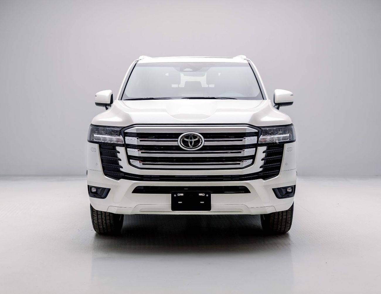 Toyota Land Cruiser GX 4.0L - White Pearl Inside Black | Export Only