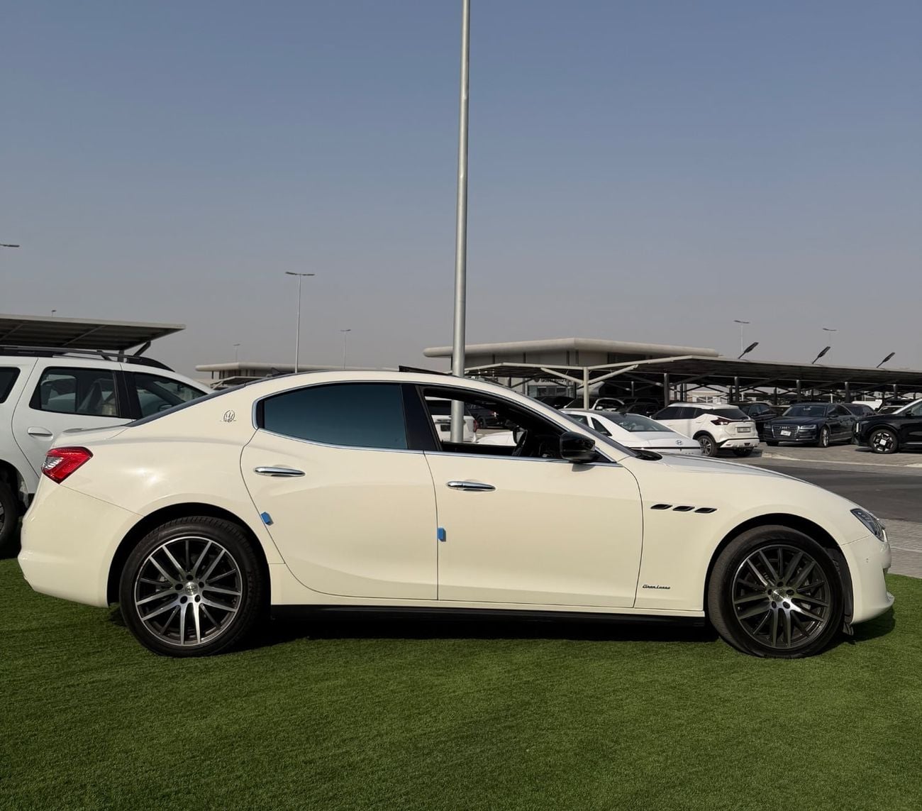 Maserati Ghibli S Q4 GRANLUSSO Maserati Ghibli SQ4
