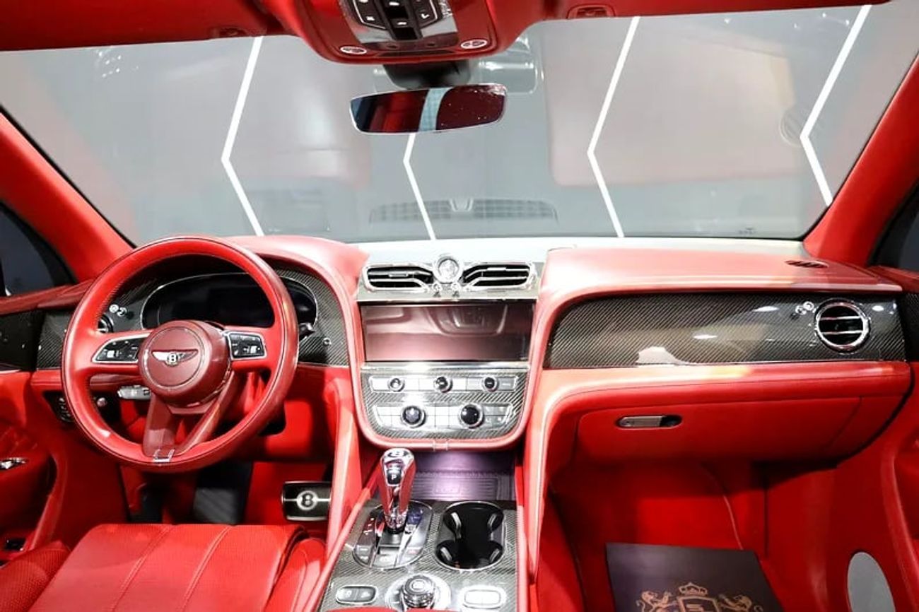 بنتلي بينتايجا V8, Mulliner Console Bottle Cooler, Rear Picnic Tables, Carbon Interior!!