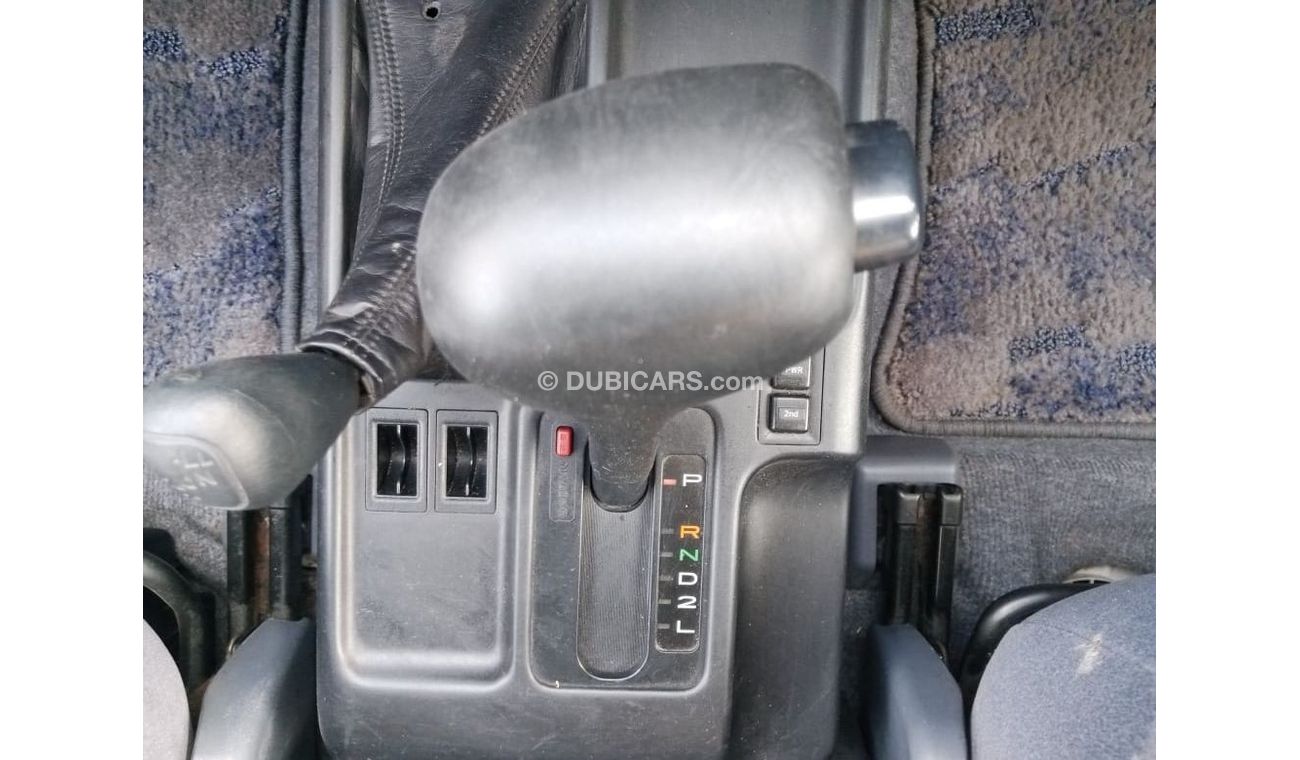 تويوتا برادو TOYOTA LAND  CRUISER PRADO RIGHT HAND DRIVE (PM1162)