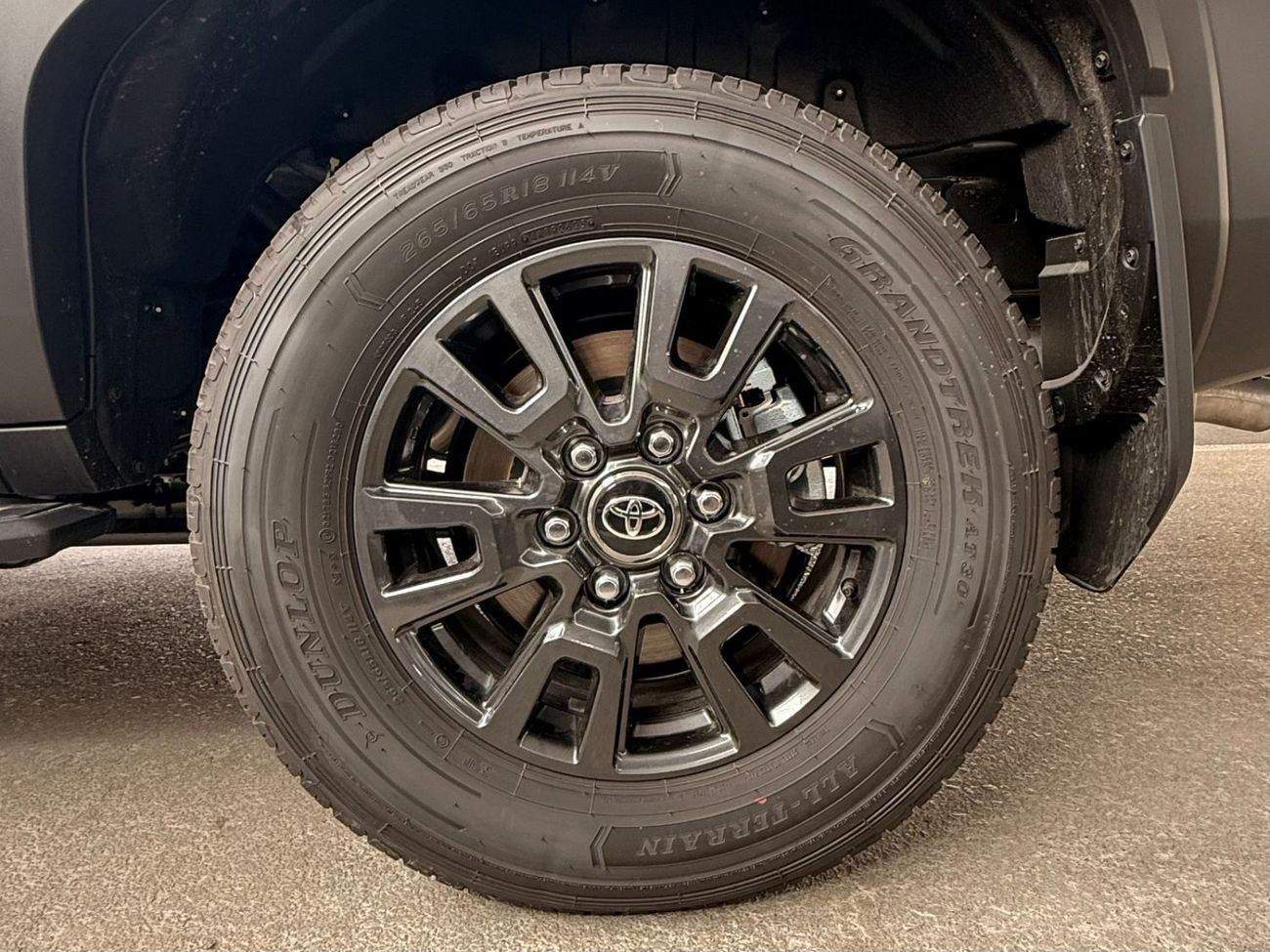 Toyota Prado 2.4 TURBO SUNROOF BLACK INTERIOR  **EXPORT ONLY**التصدير فقط خارج الخليج**