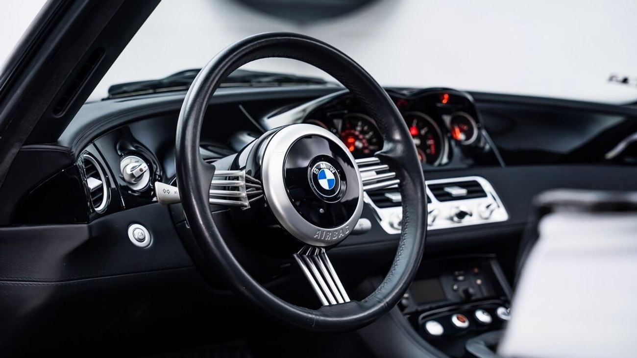 بي أم دبليو Z8 2000 - American Specs