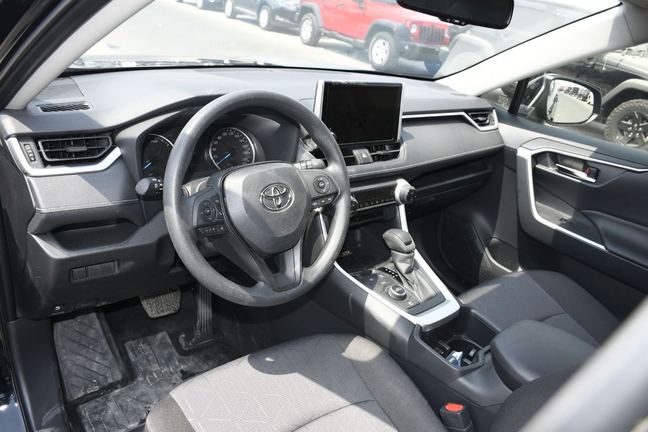 تويوتا راف ٤ 2.5L Hybrid Mid Option ( Ready Stock)