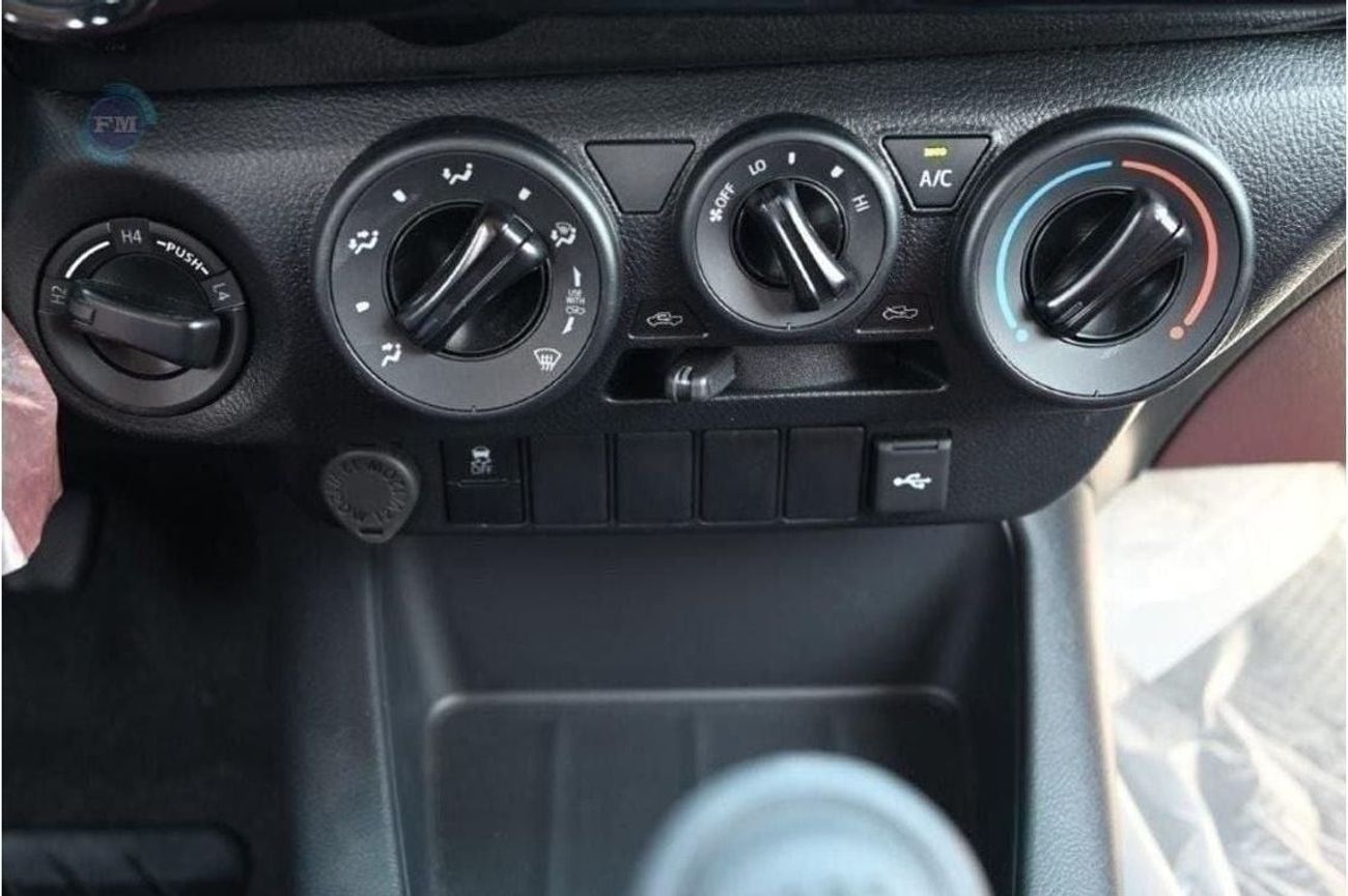 Toyota Hilux Double Cab GL2 2.4L Diesel 4WD Manual