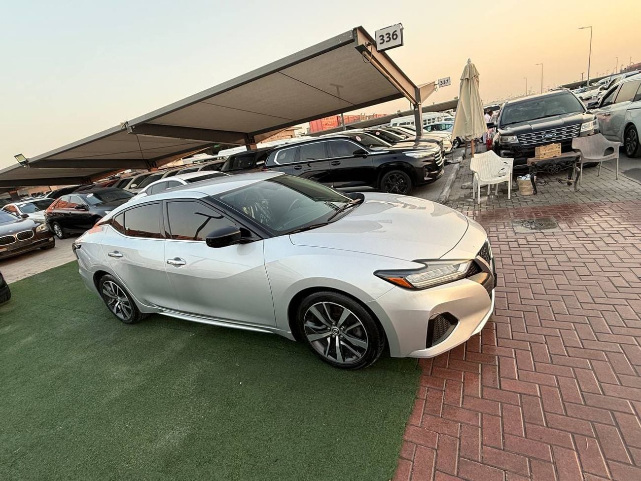 Nissan Maxima PLATINUM first owner, clean use