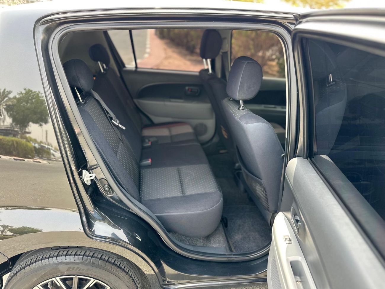 Daihatsu Sirion Std 1.5L