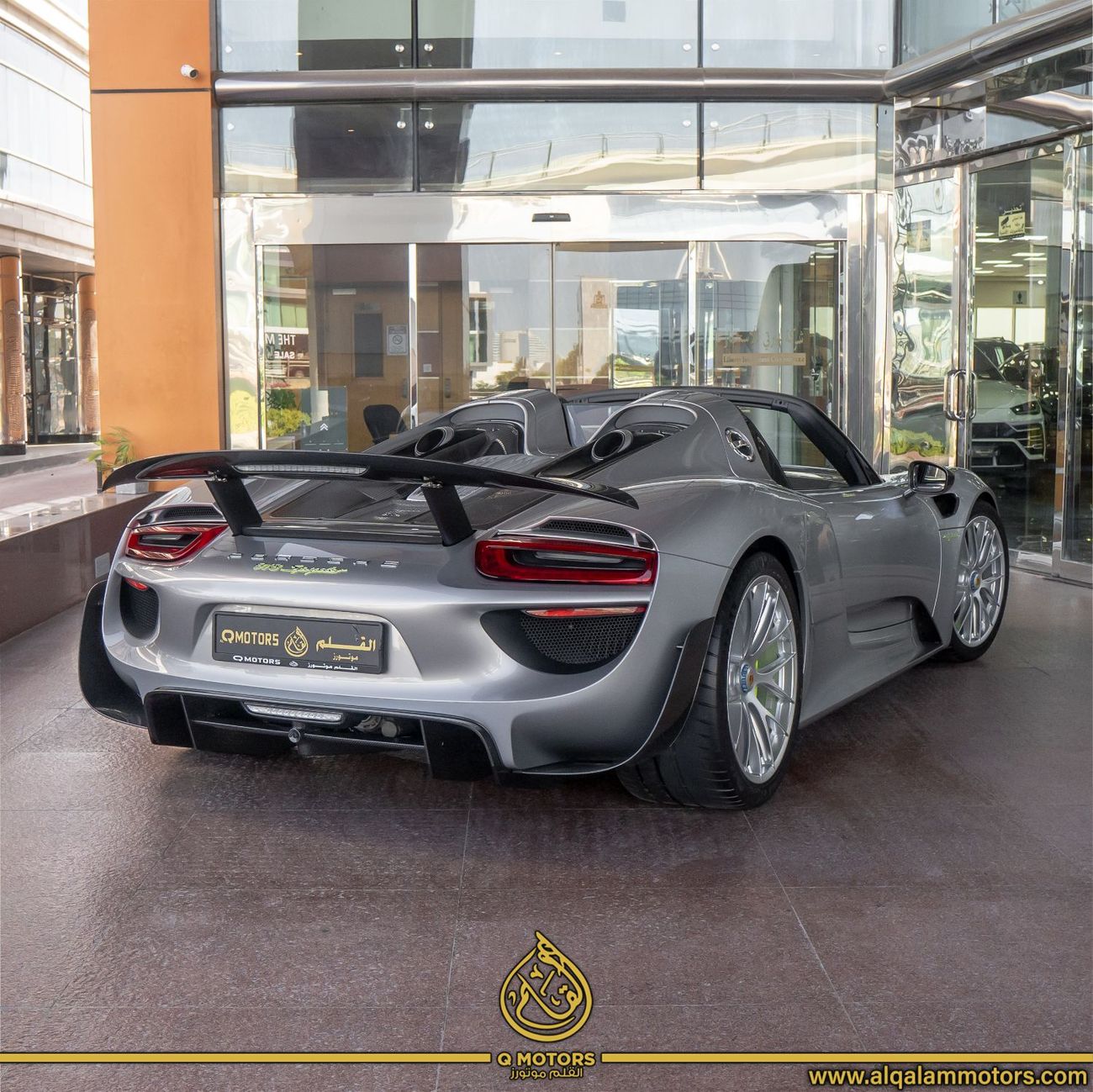 Porsche 918 Spyder Std 4.6L 2015 PORSCHE 918 SPYDER WEISSACH DONE ONLY 8000KM