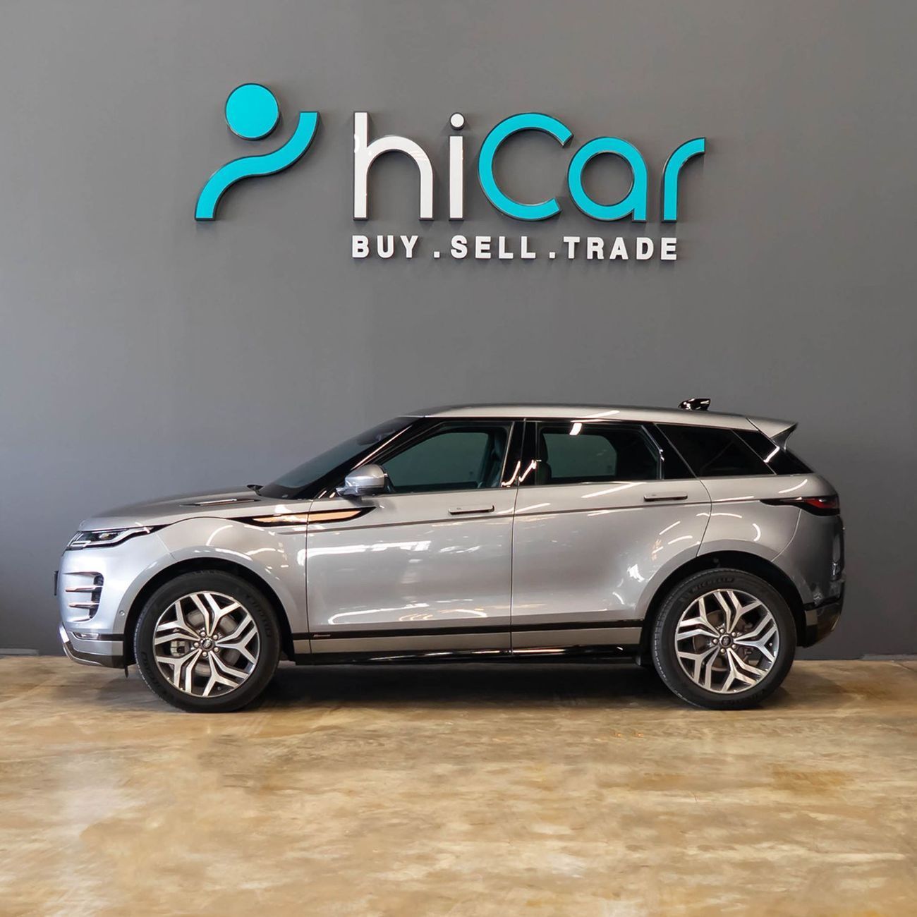 Land Rover Range Rover Evoque P250 R-Dynamic HSE 2.0L AED 2,203 pm • 0% Downpayment • Evoque R-Dynamic HSE • 1 Year Warranty