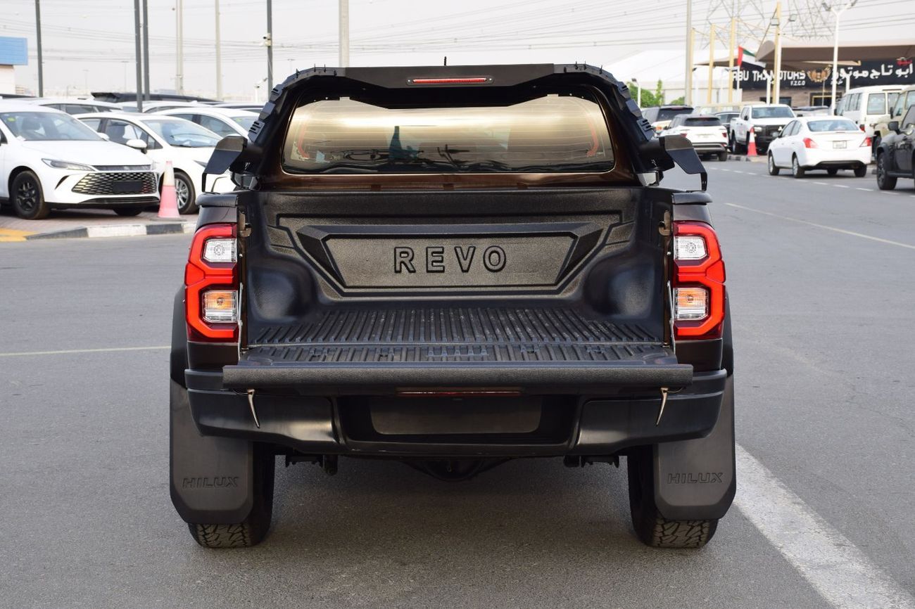 Toyota Hilux 4X4 DIESEL 2.8L Right Hand (Export Only)