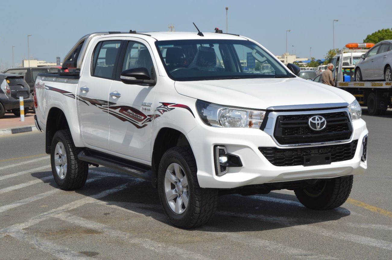 Toyota Hilux Double cabin 2.8L, perfect inside and outside