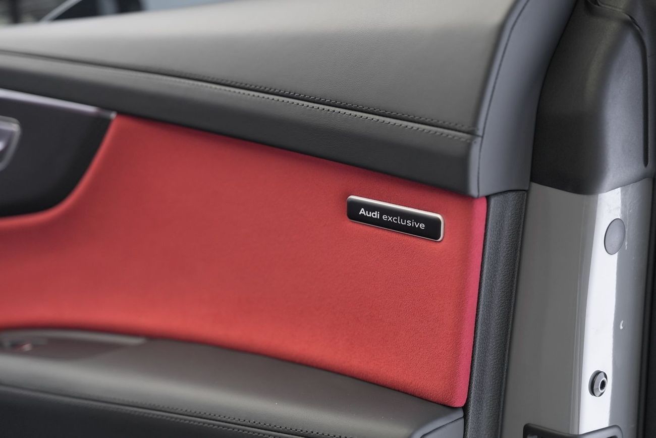 Audi RS Q8 TFSI quattro 4.0L