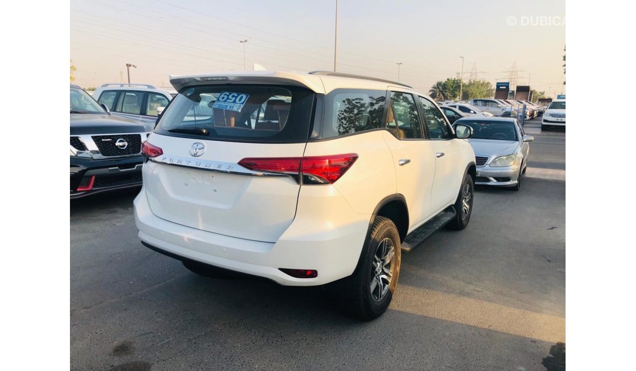 Toyota Fortuner EXCELLENT CONDITION - LOW MILEAGE - 2018 MODEL