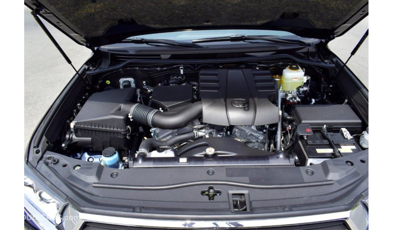 Toyota Land Cruiser 200 GXR  Grand Touring V6 4.0l Petrol  Automatic