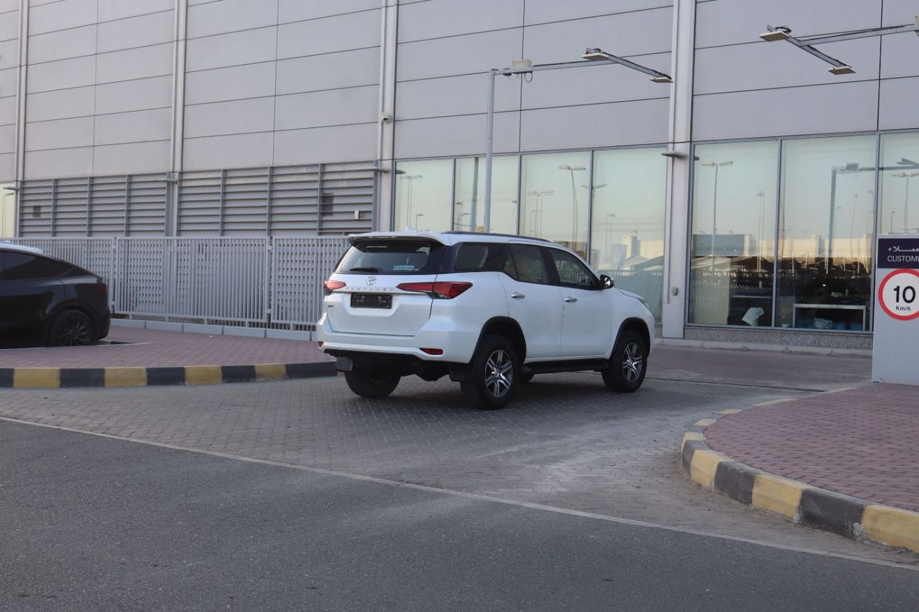 تويوتا فورتونر EXR 2.7L (160 HP)