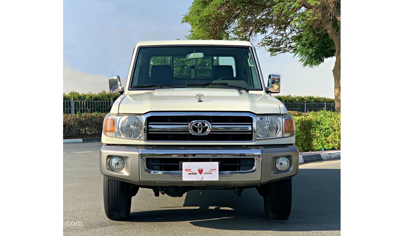 Toyota Land Cruiser Pick Up LX V6 - 2009 - EXCELLENT CONDITION