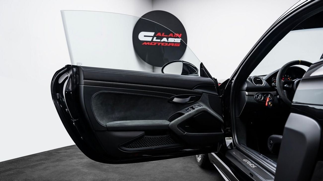Porsche 718 Cayman GT4 RS 2022 - GCC - Under Warranty