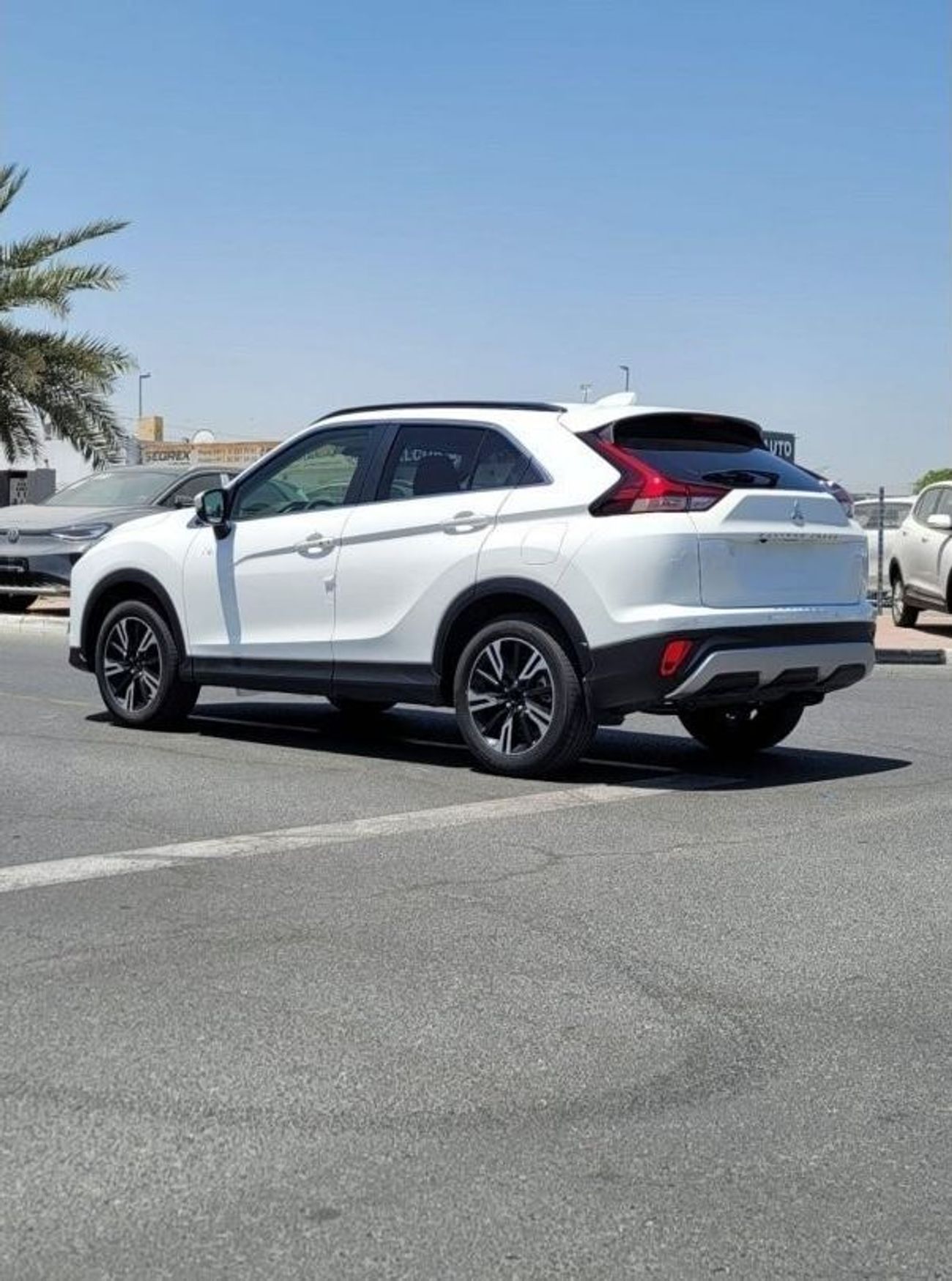 ميتسوبيشي إكلبس ECLIPSE CROSS 1.5L