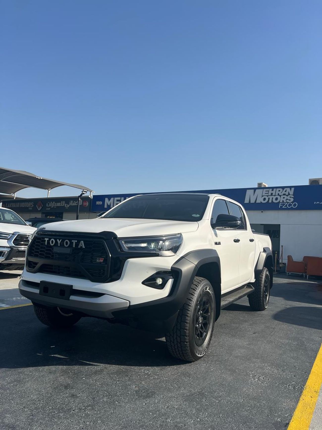 تويوتا هيلوكس GR Sport 2.8L