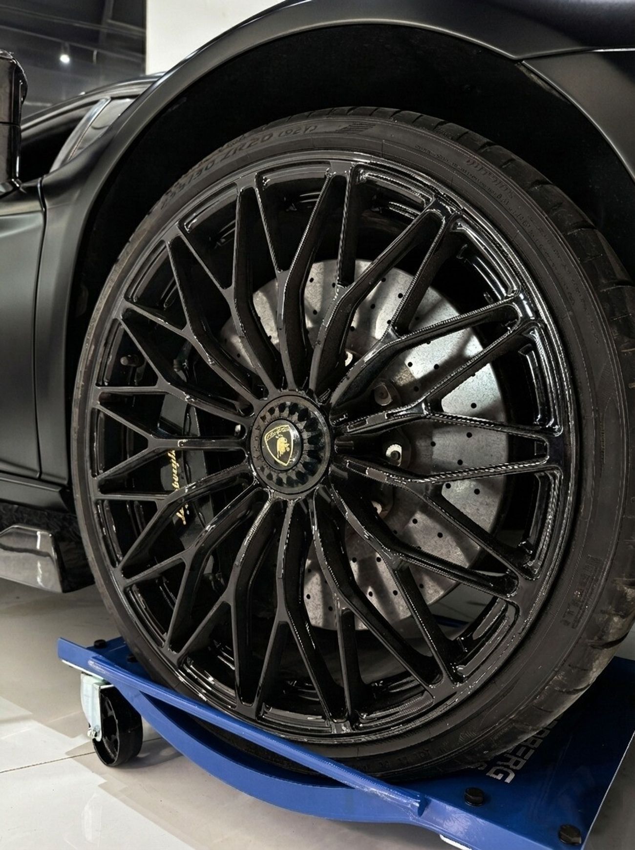 Lamborghini Aventador SVJ 6.5L V12