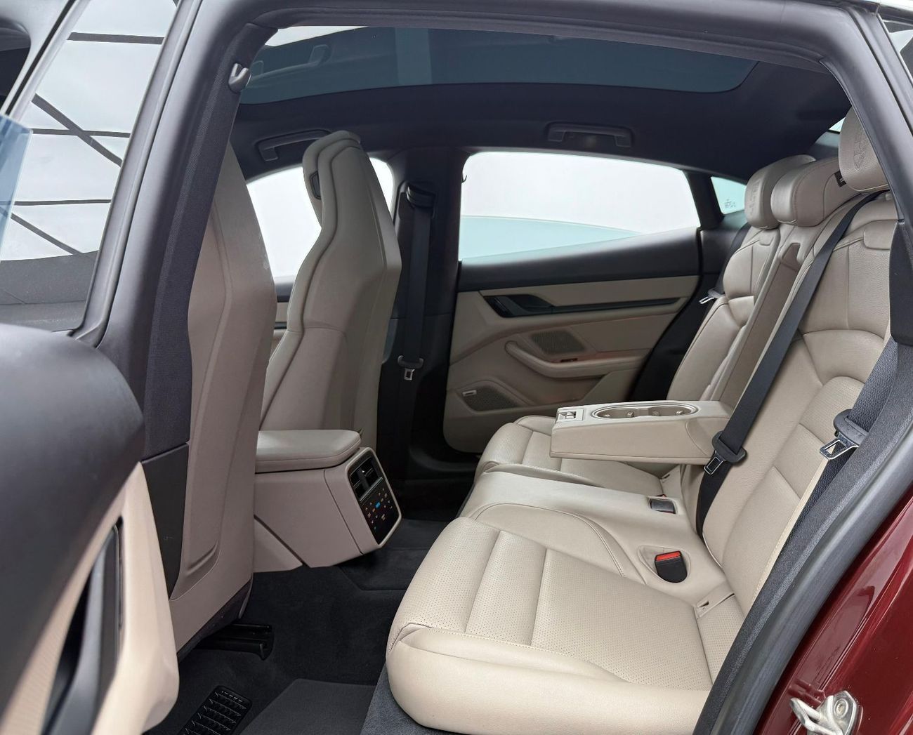 Porsche Taycan 4S 2021 Porsche Taycan 4S, 2026 Porsche Warranty, Full Porsche Service History, Low Km, GCC