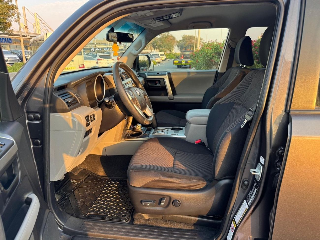 تويوتا Runner4 2013 LIMITED 4x4 CANADA IMPORT